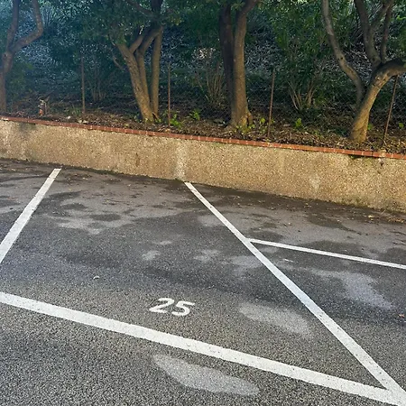 Con Posto Auto - Spiaggia A 100 Mt Rapallo